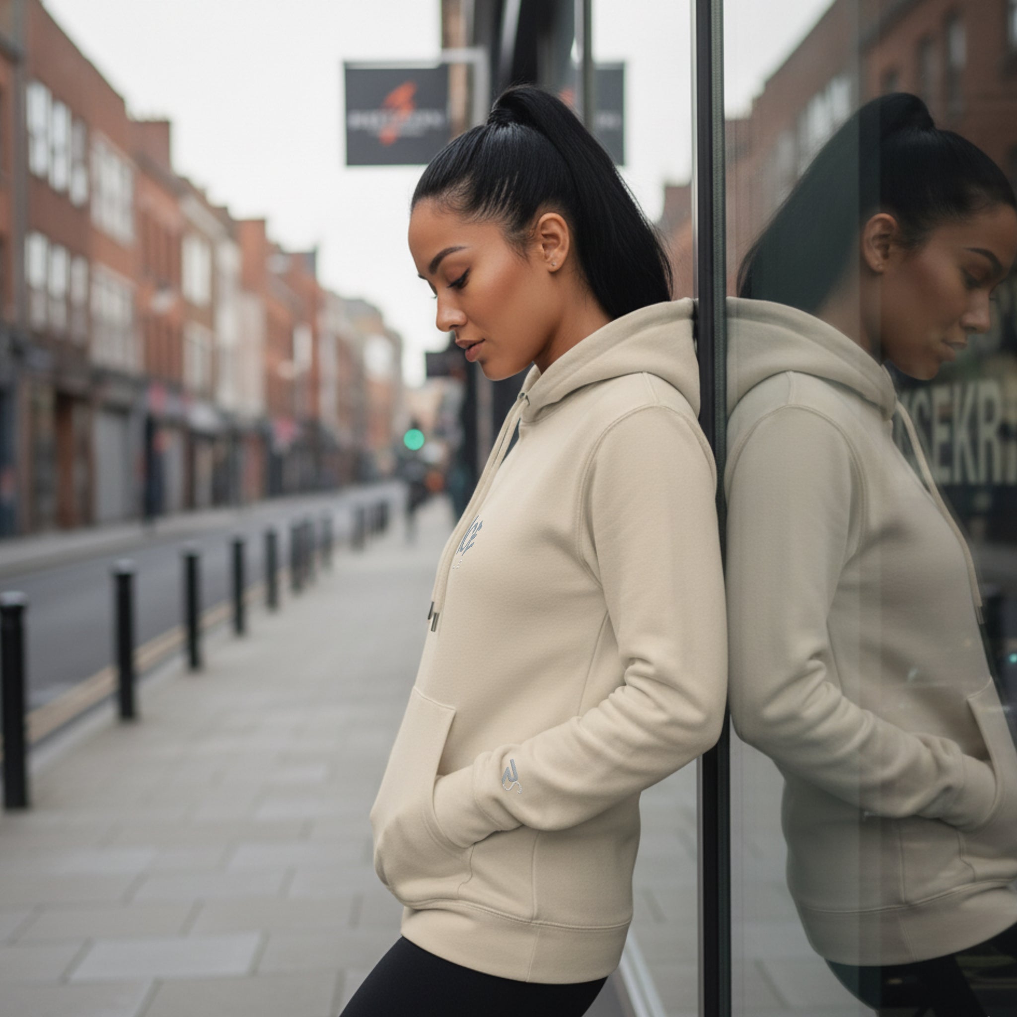 HOODIE PREMIUM 'RESILIENCE'