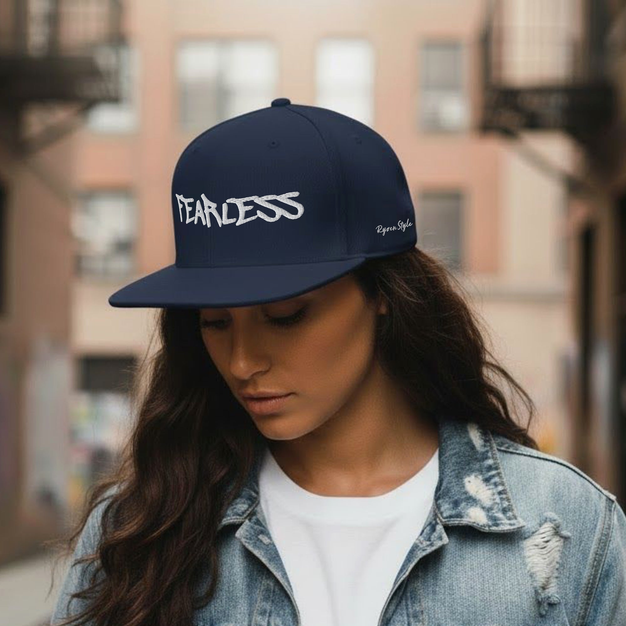 BONÉ SNAPBACK ‘FEARLESS’ 3D Puffy