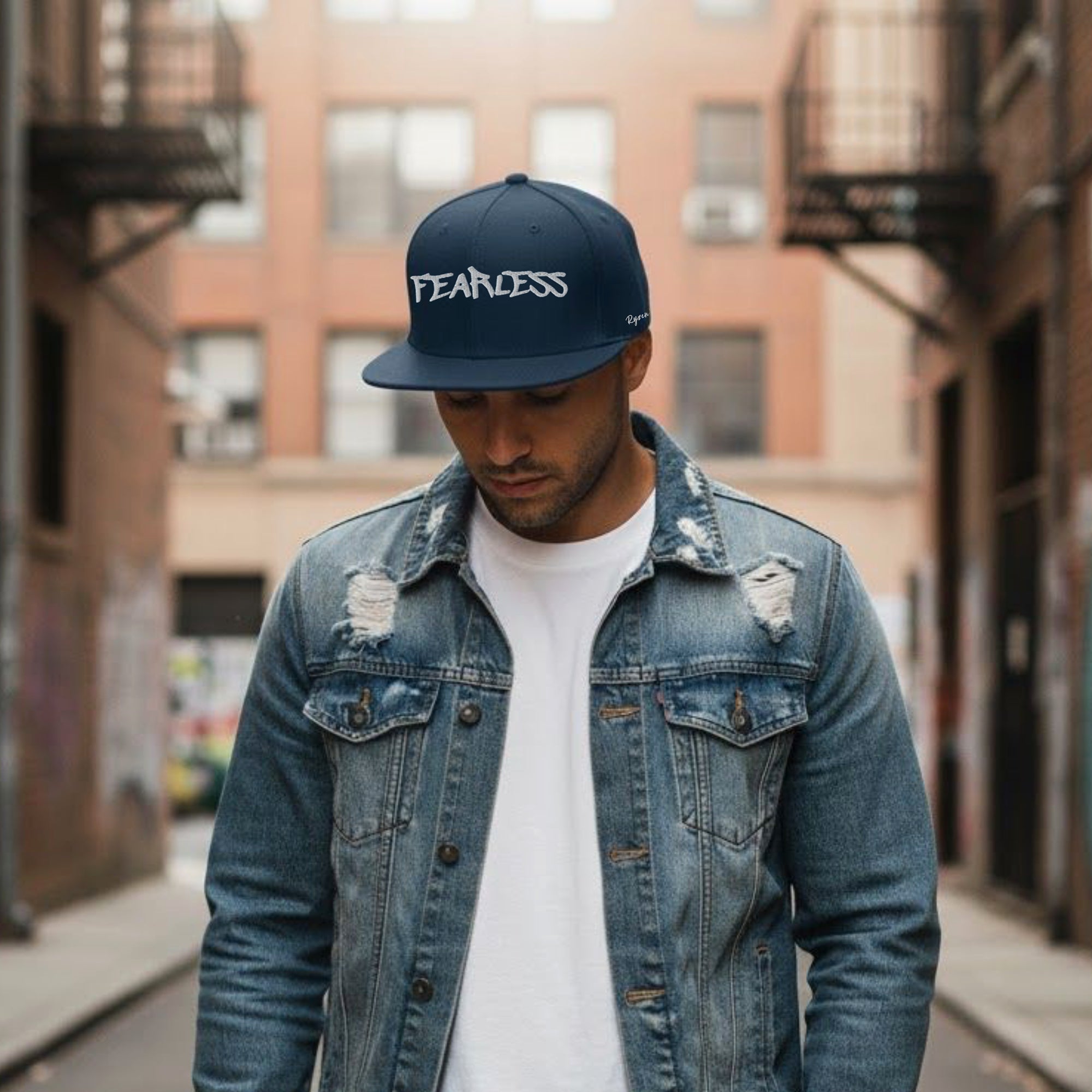 BONÉ SNAPBACK ‘FEARLESS’ 3D Puffy