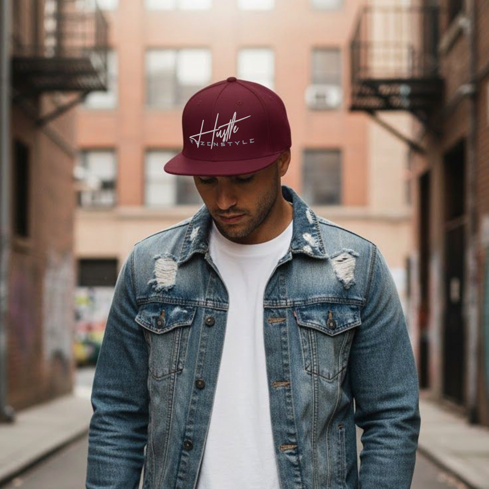 BONÉ SNAPBACK 'HUSTLE'