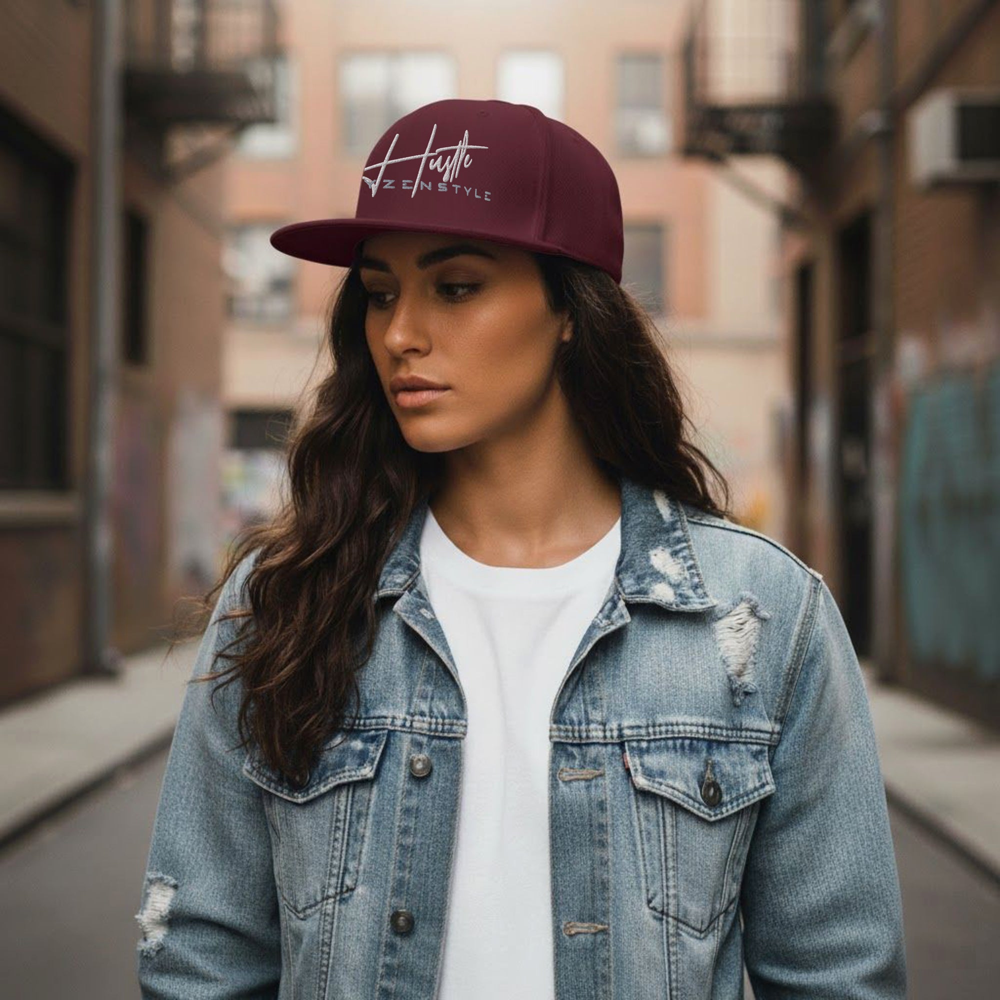 BONÉ SNAPBACK 'HUSTLE'