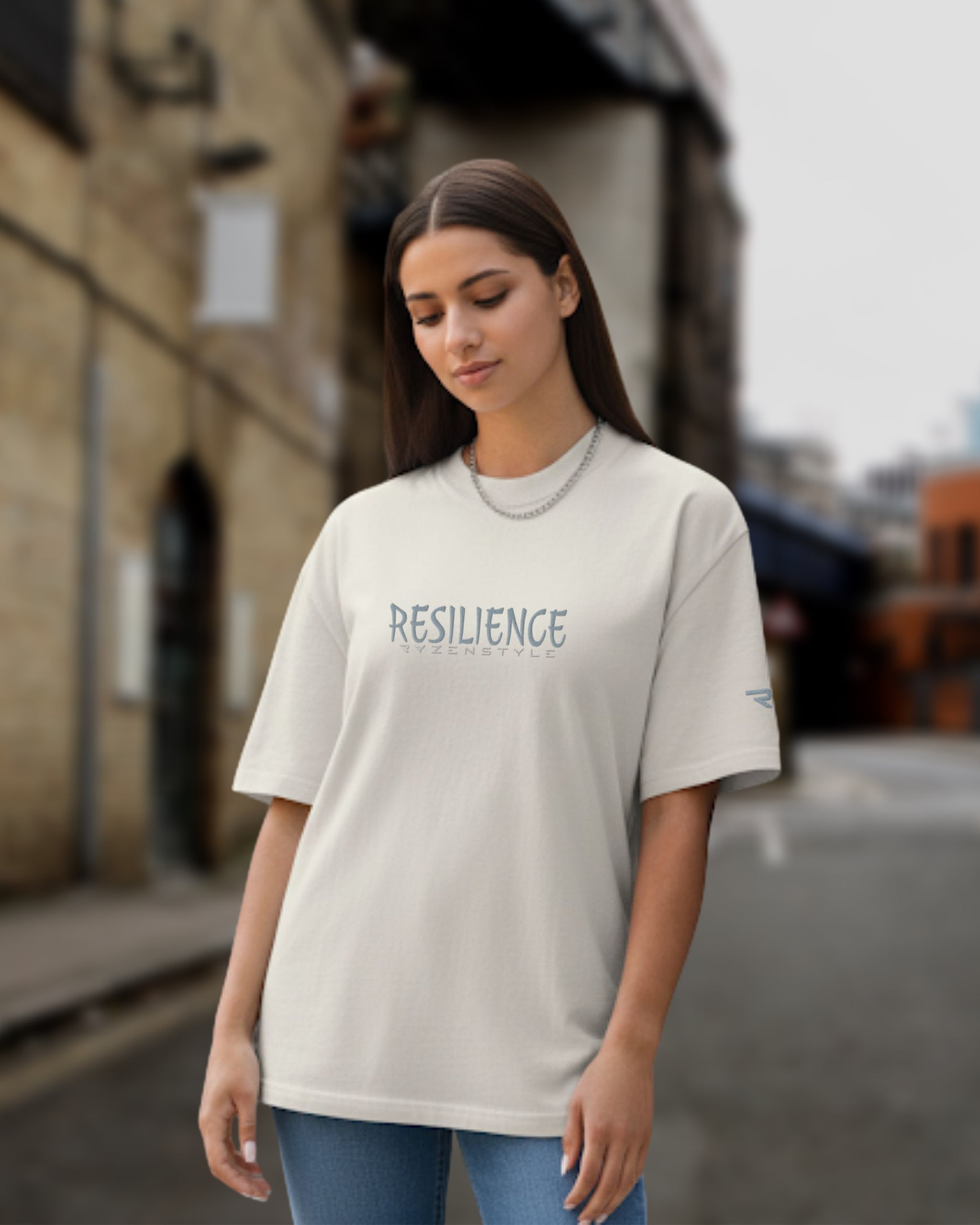 T-SHIRT OVERSIZE ‘RESILIENCE’