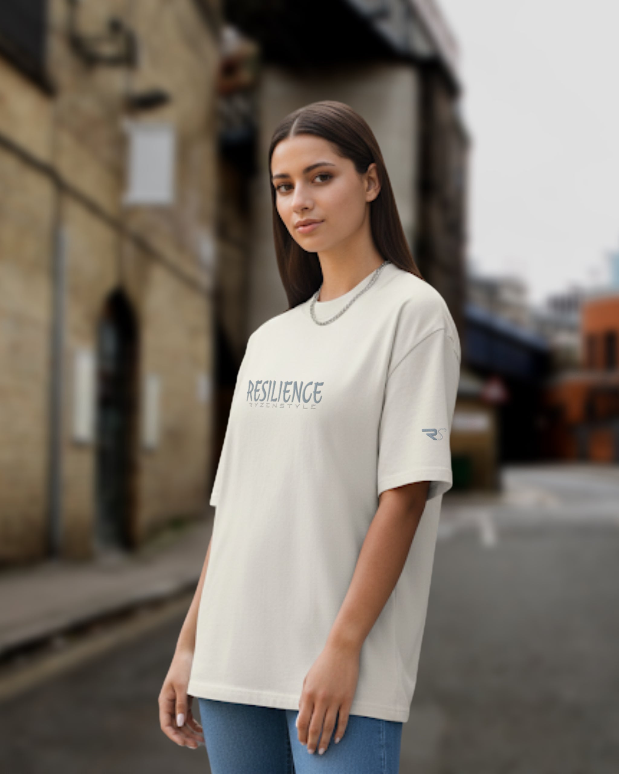 T-SHIRT OVERSIZE ‘RESILIENCE’