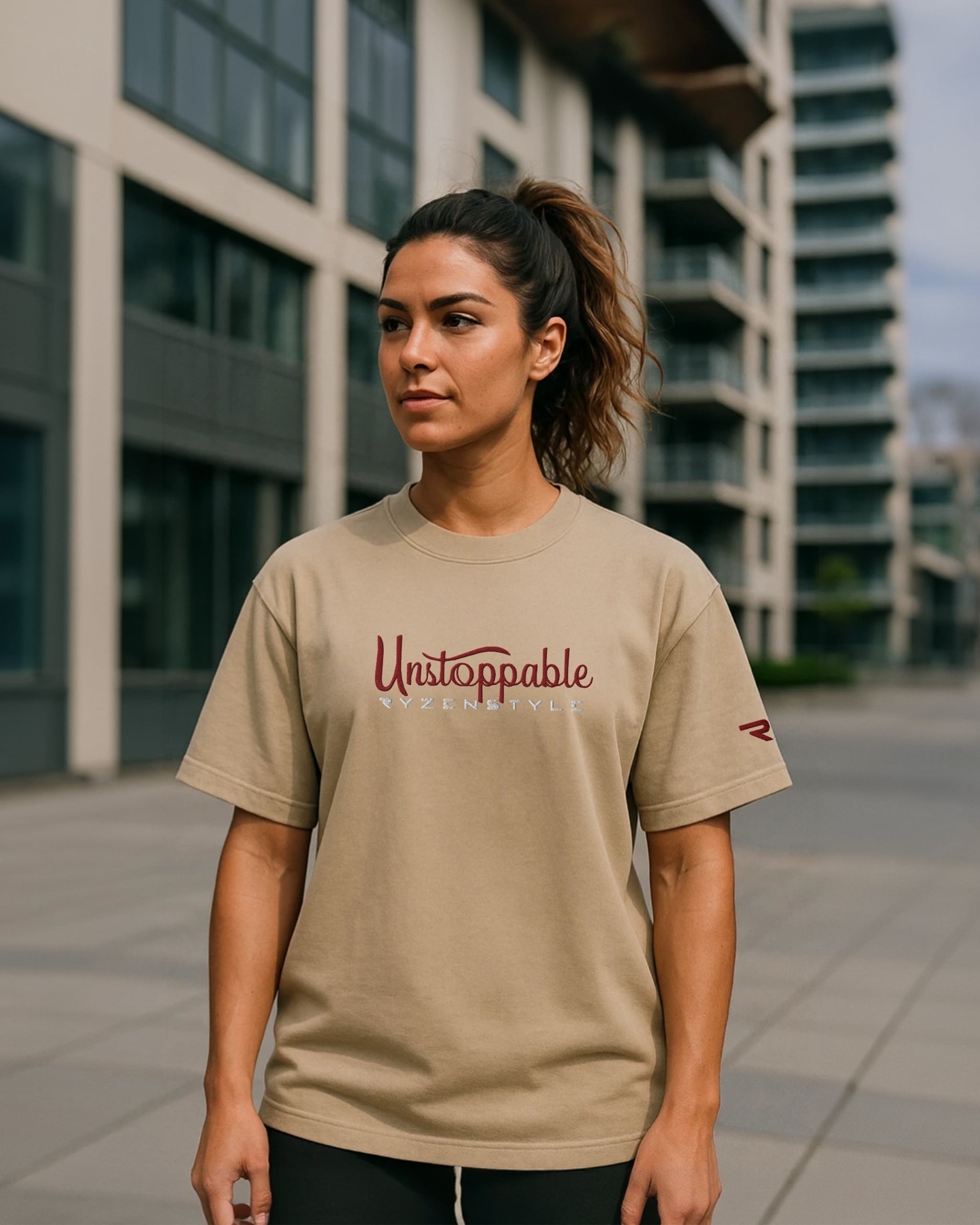 T-SHIRT OVERSIZE ‘UNSTOPPABLE’