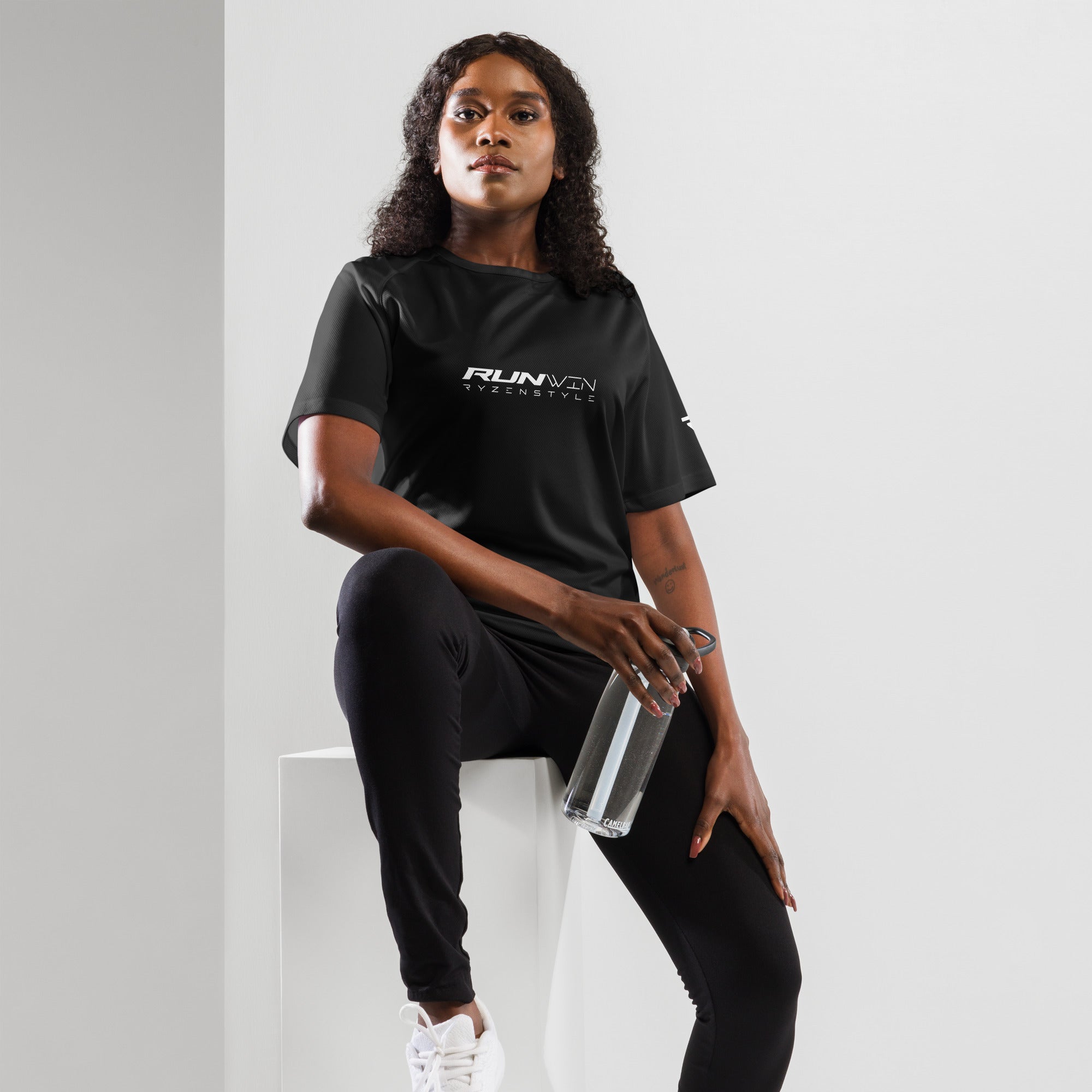 T-SHIRT SPORT UNISEXO ‘RUN WIN'
