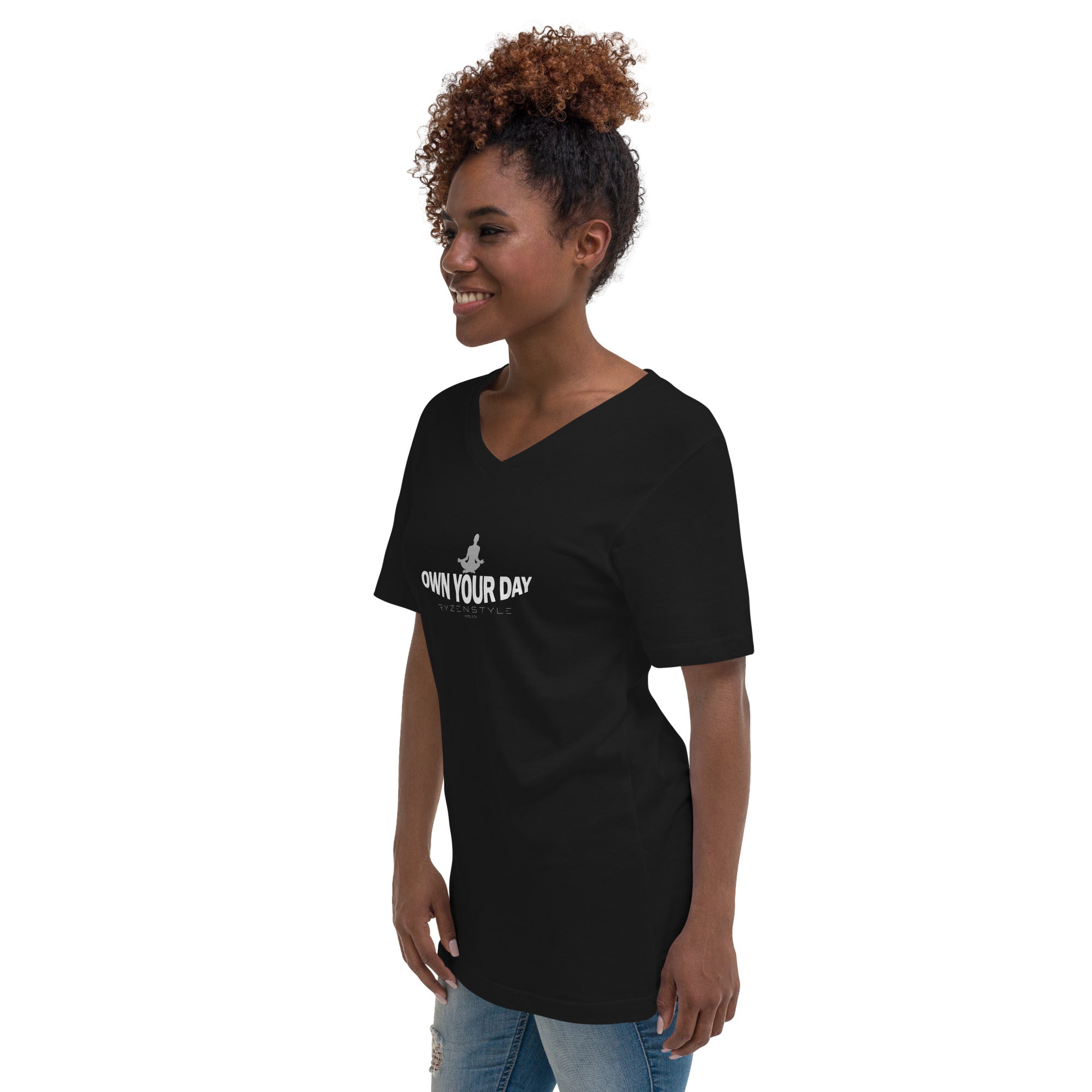 T-SHIRT GOLA V ‘OWN YOUR DAY’